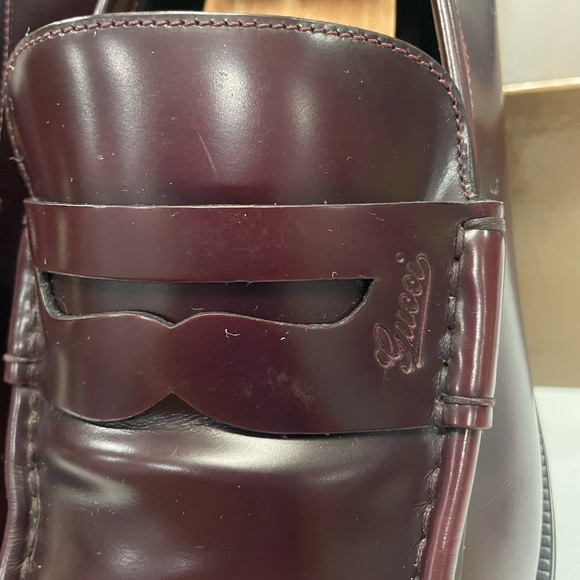 Gucci Dark Burgundy Leather Interior with Embossed Logo main image 5